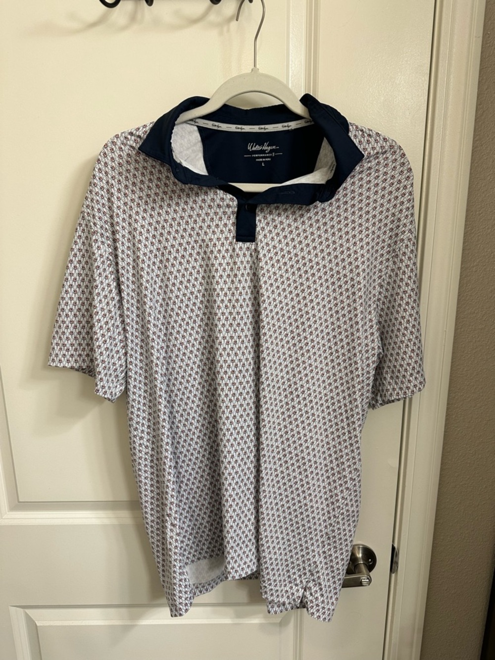 Men’s Walter Hagen golf polo size large